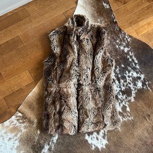 Medium faux fur vest